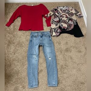 2 Tops Free - Women’s Small 0 Vintage Abercrombie Distressed Jeans